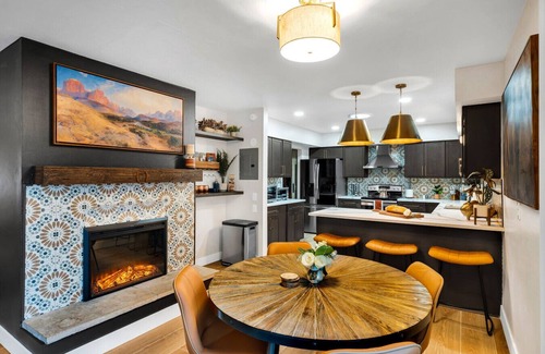 Blenman-Elm Apartment | University of Arizona Western Oasis