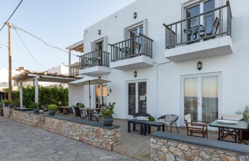 Livadia Apartment | Uno Beachfront Suite