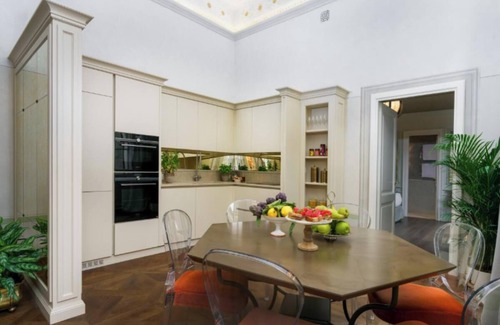 Santa Croce Apartment | Unveiling Palazzo Fossi: Luxurious 5-Storey Florentine Apartments in Santa Croce