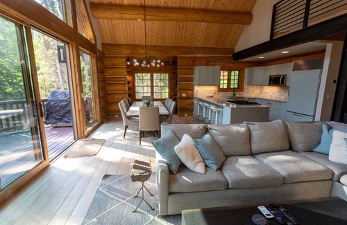 Mountain Village House | Updated 6BR ski-in/ski-out mountain modern chalet with new hot tub