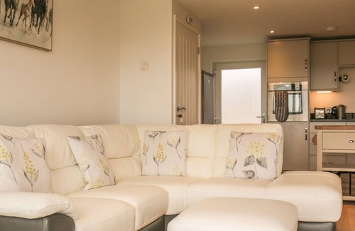 Farringdon Cottage | UPHAM VIEW, family friendly, with a garden in Woodbury