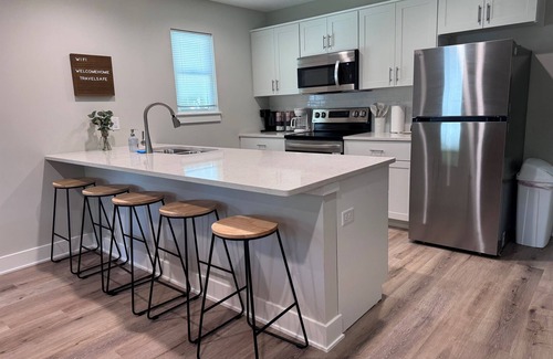 Saint Marys Allen County House | Upper Fort Flat - Sleep 8 with Balcony Views