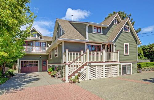 Saanich House | Upscale Character Home with Luxurious Amenities