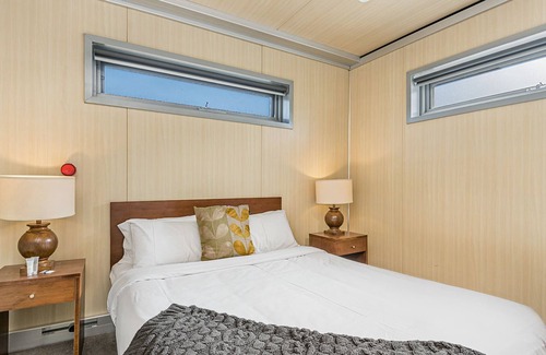 Kangaroo Flat Apartment | Urban Edge Apartment One