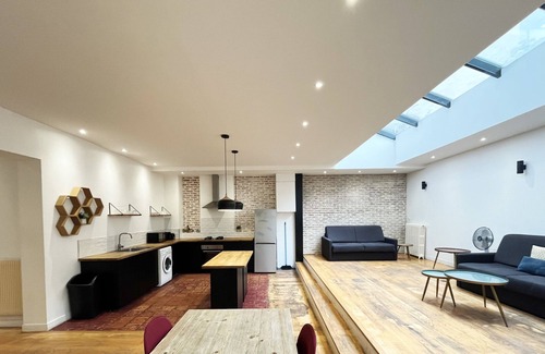 19th Arrondissement Apartment | Urban Flat 186 - Spacious 3 Bedroom Flat in Paris