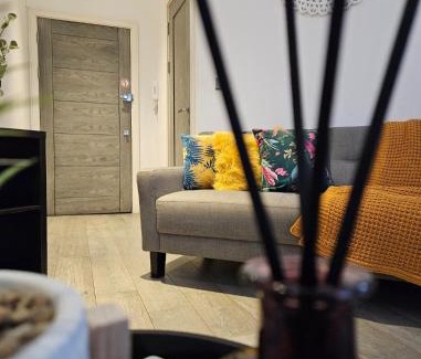 Slough Apartment | Urban Living I Free Parking