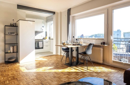 Flensburg Apartment | Urban living with fjord view, parking space, water view, WLAN