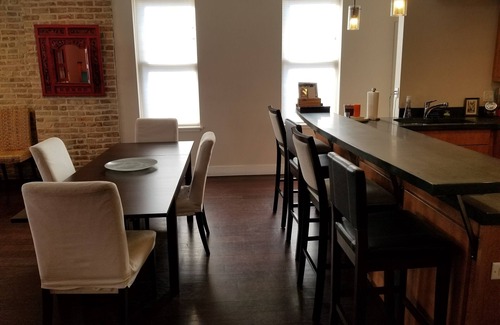 West Town House | Urban Luxury Home In Downtown Chicago!