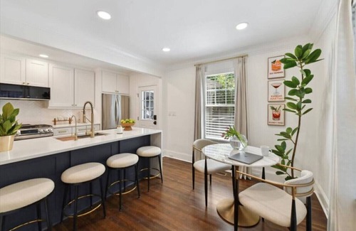 Dilworth Villa | Urban Oasis Near the Park (R)