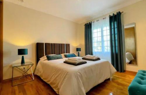 Faja de Baixo House | Urban Park House