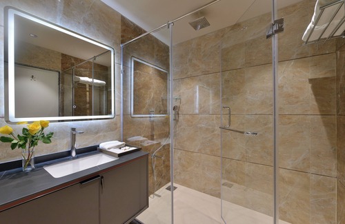 Pardi Hotel | URBANE BY TREAT