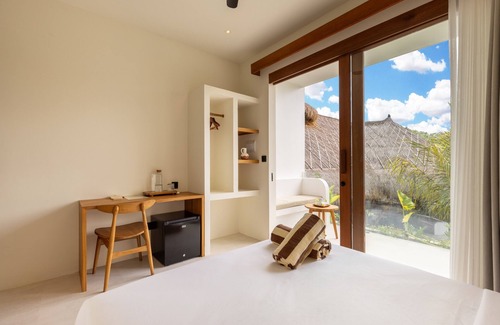 Selong Belanak Hotel | Uryah Hotel Lombok