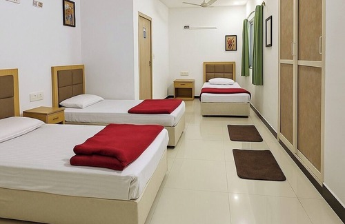 Bhuj Hotel | Usha Residency