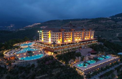 Kargicak Resort | Utopia World