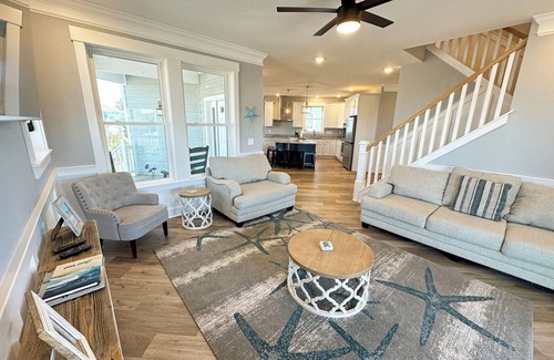Ocean Hill House | V1207 - Salt Therapy, oceanside, 6 br, 4.5 ba, pool, hot tub, and cabana.
