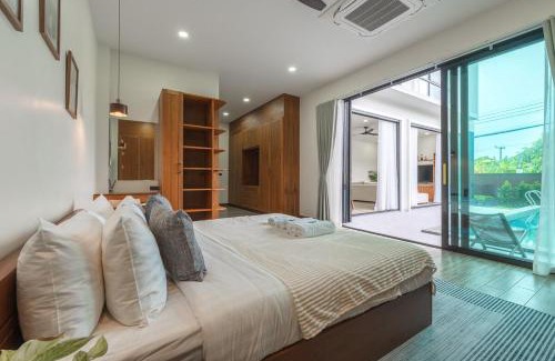 Bang Tao House | V226 4BR Pool Villa Near Laguna, Golf & Beaches