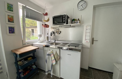 Wandlitz House | Vacation home with large garden and sun terrace, bathing lakes nearby