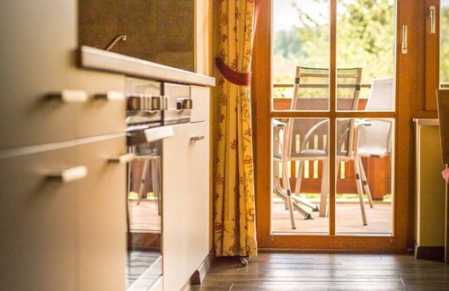 Sankt Corona am Wechsel Apartment | Vacation apartment with large terrace and wonderful view towards the sunset