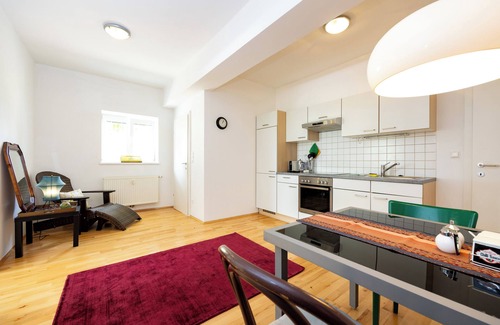 Sinabelkirchen Apartment | Vacation apartment by the lake