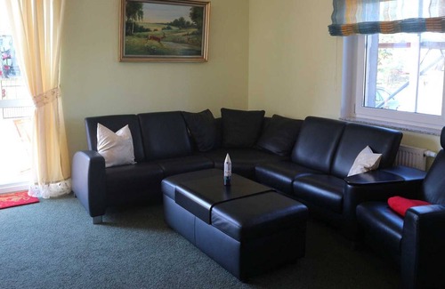 Forst Cottage | Vacation apartment 1 - Pension Am Waldgürtel