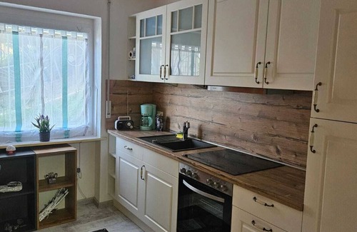 Roeslau Apartment | Vacation apartment 3 in Haus Ludwigsfelder with 2 bedrooms, free WiFi and parking space