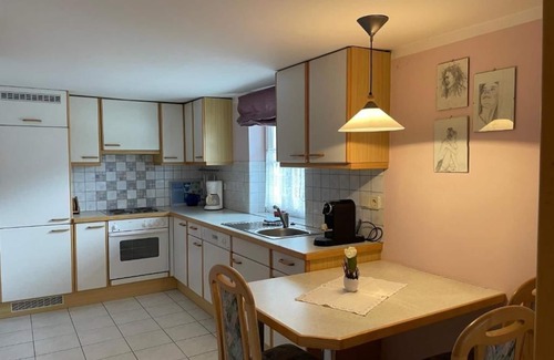 Reichenau Apartment | Vacation apartment Veilchen - Holiday home Leeb