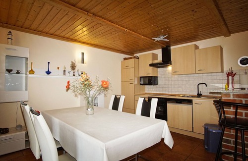 Wiek Apartment | Vacation apartment close to the beach with sea view - Ferienhaus Strandlatscher FeWo 01