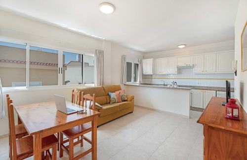 San Isidro Apartment | Vacation Apartment 'Isla 2' with Wi-Fi