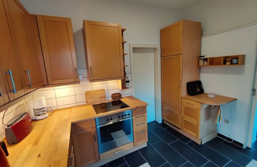 Emden Condo | Vacation apartment Jantje in Emden city center with garden directly on the canal