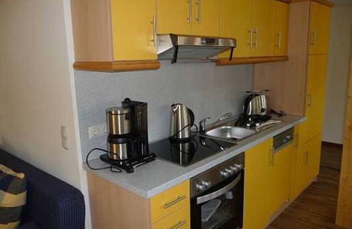 Herrnhut Apartment | Vacation apartment "Königsholz" - Holiday home Räucherhäusel