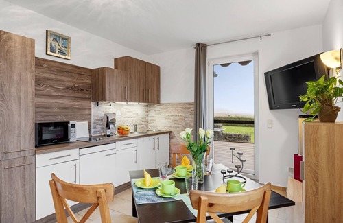 Kroepelin Apartment | Vacation apartment OstseeNähe OFC 34 - Holiday apartment OstseeNähe