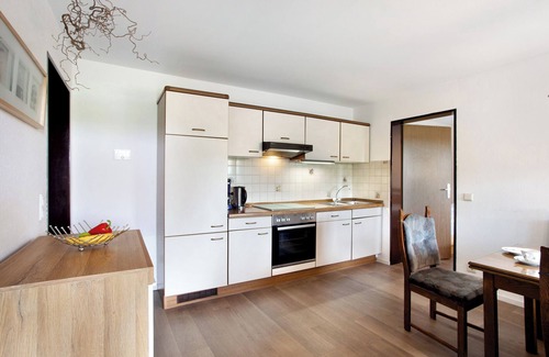 Ostwig Apartment | Vacation apartment 'Ruhrtalblick' with mountain view, private terrace and WLAN