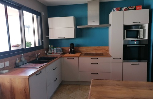 Marsilly House | Vacation home 7 kms from the port of la rochelle and île de ré