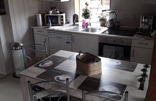 Laage House | Vacation home ALTE SCHEUNE up to 5 persons/3 bedrooms in a quiet location