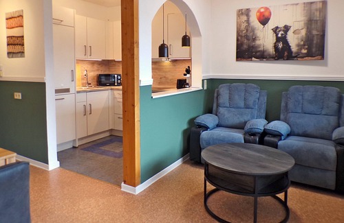 Mengerskirchen House | Vacation home at the node A10 Grill, terrace, desk, printer, 2xTV, kitchen