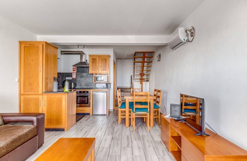 Pontas Negras House | Vacation Home "Casas Dos Vinagreiros - Pedro" with Sea View, Private Terrace & Wi-Fi