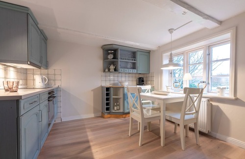 Utersum House | Vacation home for 4 guests with 76m² in Utersum (146719)