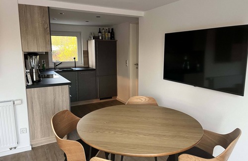 Ketzin/Havel House | Vacation home in Ketzin for 4 people directly on the water, hot tub, rental boat.