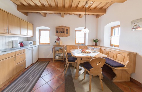 Marktl Cottage | Vacation home in the middle of vineyards