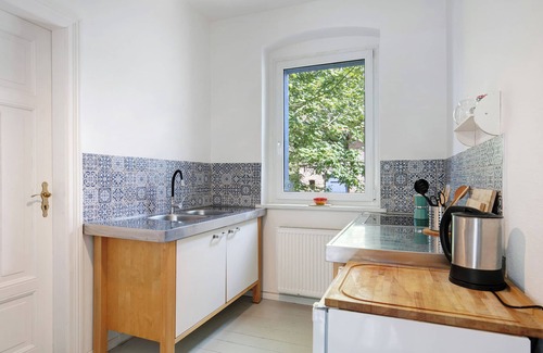 Neuenhagen House | Vacation Home "Landhaus Oderbruch" with 2 Private Terraces, Private Garden & Wi-Fi