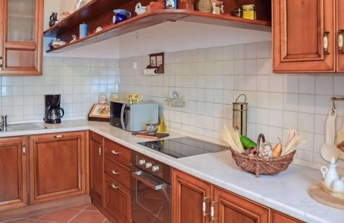 Rukavac House | Vacation home Lea by Interhome