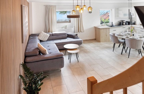 Sandbrink House | Vacation home SeeZeit with garden, up to 6 people, 500 meters to the lake