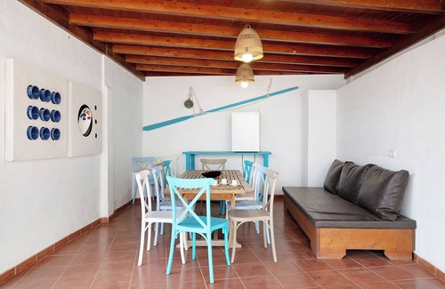 Caleta de Sebo House | Vacation Home "Villa Sueños Zenoneisabel" with Sea View & 2 Private Terraces