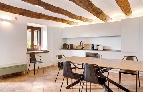 Montemagno House | Vacation Home "Vicolo 10" with Private Balcony & Wi-Fi