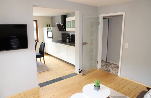 Dedenborn House | Vacation home with farmhouse flair