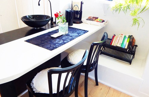 Bromberg House | Vacation house BLACK & WHITE