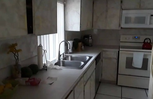 Lauderhill House | Vacation House for The Whole Family!