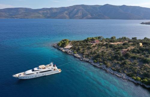 Stari Grad House | Vacation house Punta sunca