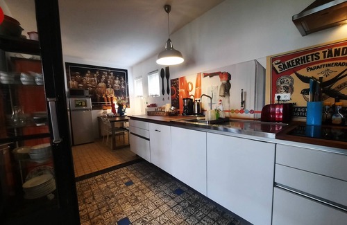Metslawier Apartment | Vacation in a little school? Former classrooms with communal living kitchen!