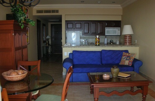 Pedregal Condo | VACATION IN CABO! $3199/WEEK Super Executive suite (or any available upgrade)